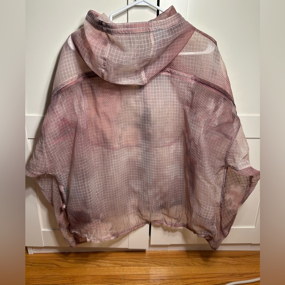 Lululemon team Canada translucent jacket size 12 - Picture 5 of 5